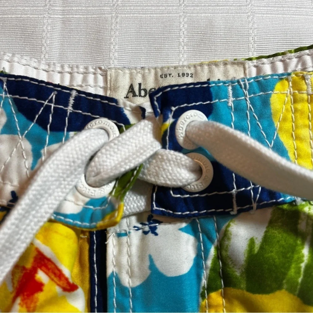 Abercrombie & Fitch Men's Bright Hawaiian Swim Board Shorts Size Small Beach - Picture 7 of 11